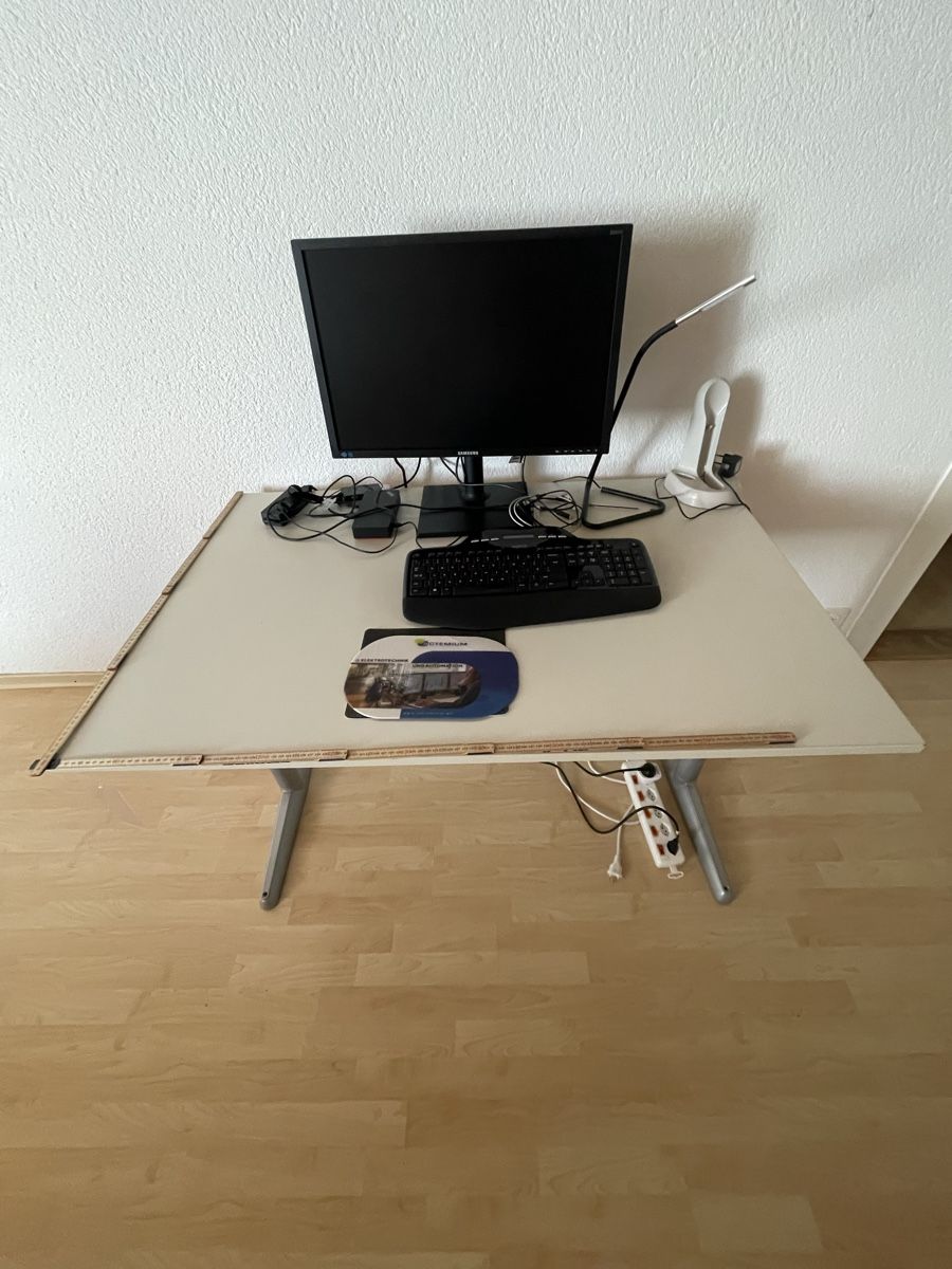 Schreibtische: Drawing Table height adjustable good condition – Gebraucht aus Luterbach von rol_j76h 6
