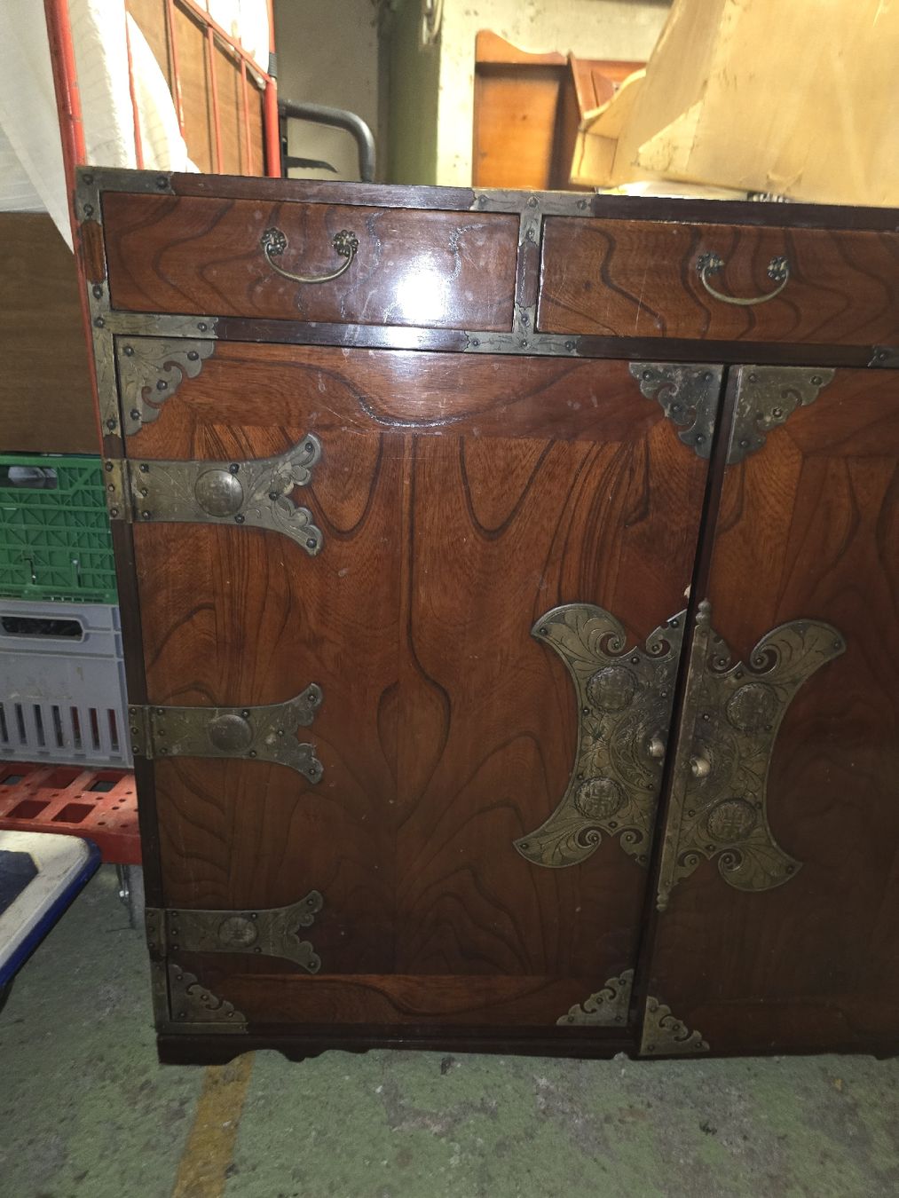 Cassettiere: Antike Koreanische Kommode 110x34x96cm  – Usato da Rorschach venduto da TimelessTrading 1