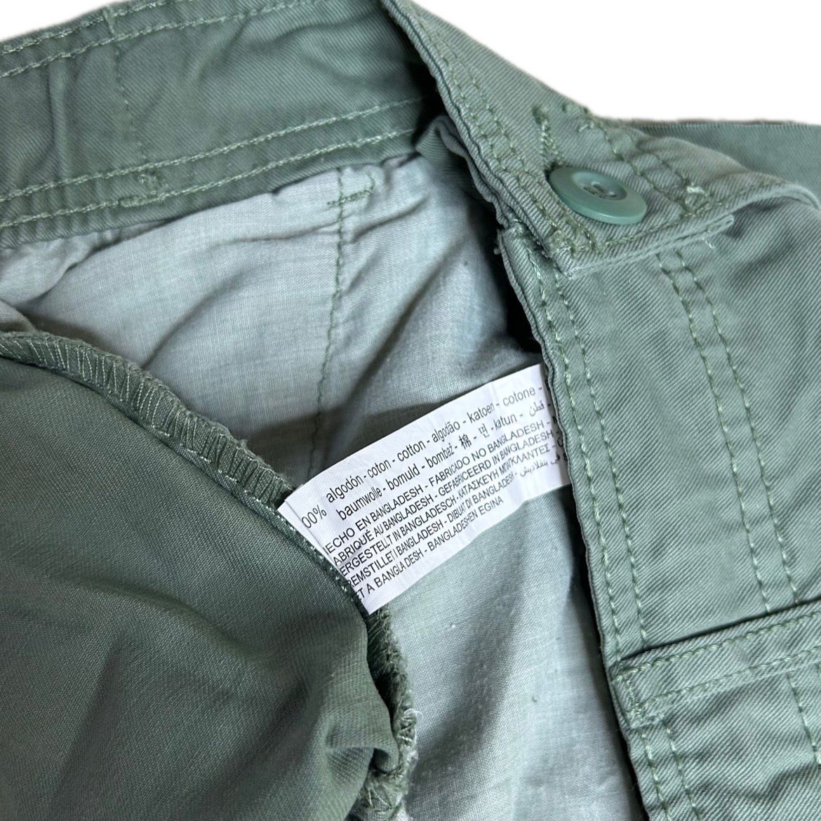 Bershka Hosen: Bershka Cargo Shorts – Gebraucht aus St. Gallen von look-twice 5