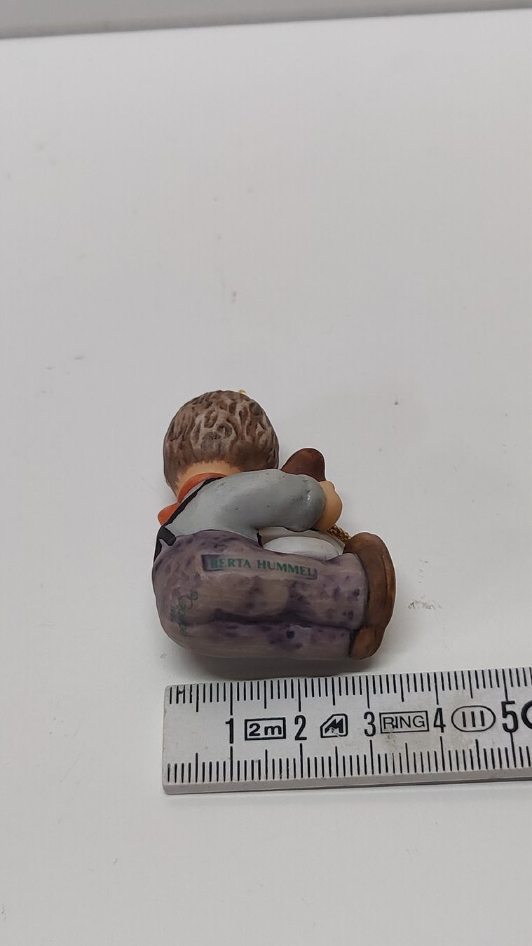 Hummel Statuette: Hummel Figur Junge Goebel 1999 (W) – Usato da Neuenhof venduto da bro_9zsg 4
