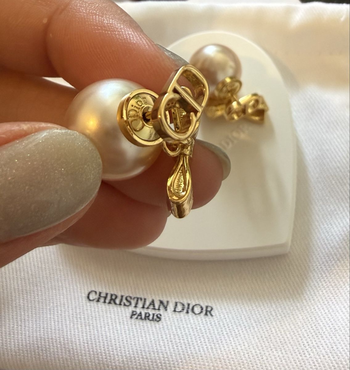 Dior Boucles d'oreille: Dior Tribales Earrings – Neuf (Voir description) à Luzern par sas_r89l 5