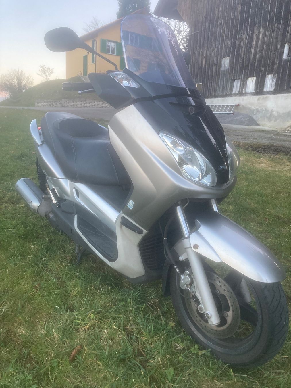 Yamaha Scooter: Yamaha 250 yp – Usato da St. Gallen venduto da zx10r