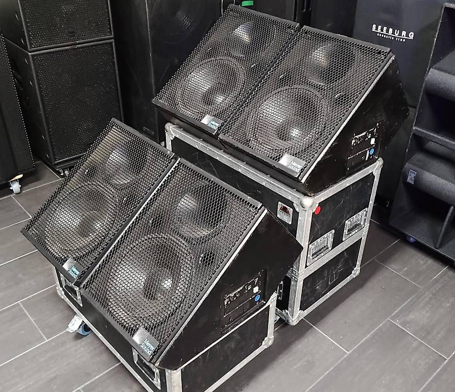 Casse acustiche: Meyer Sound UM1P – Usato da Schlieren venduto da Basscenter 3