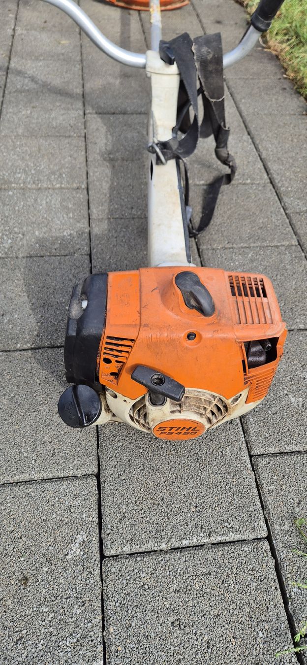Stihl Tondeuses à gazon: STIHL FS450 – D'occasion à Grenchen par Asus_