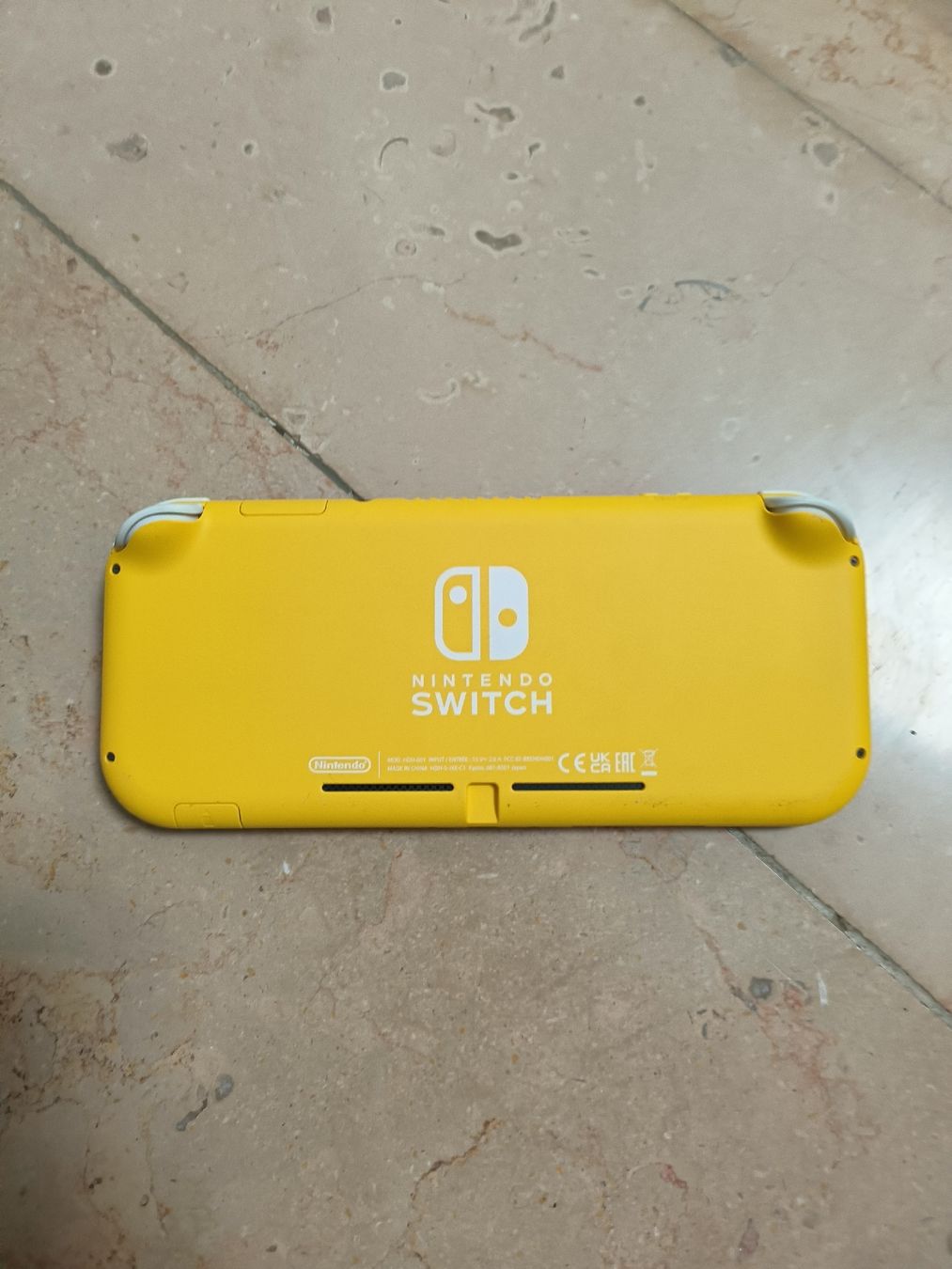 Nintendo Console: Nintendo Switch lite in gelb – Nuovo (secondo la descrizione) da Uhwiesen venduto da man_8lrz 1