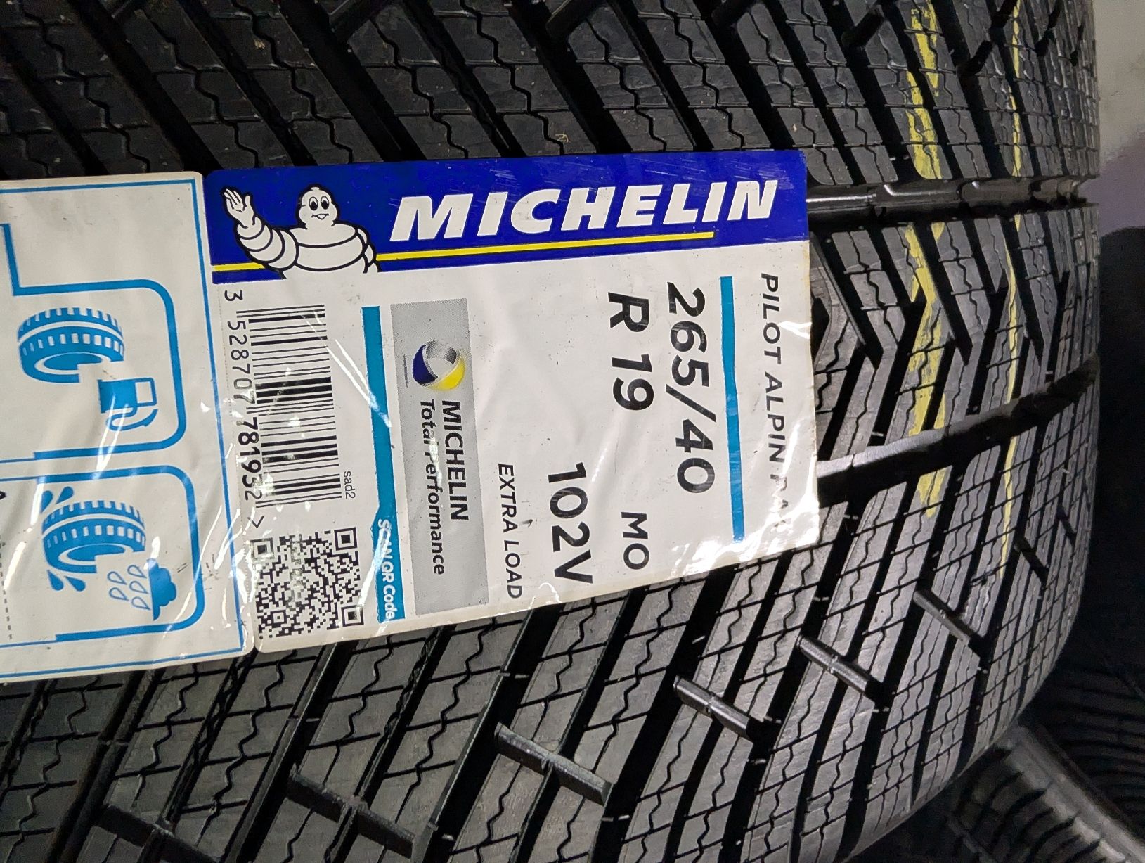 Michelin Pneus & Kompletträder: 265/40/19 Winterreifen – Neu und originalverpackt aus Dürrenäsch von Pneu-Idris 2