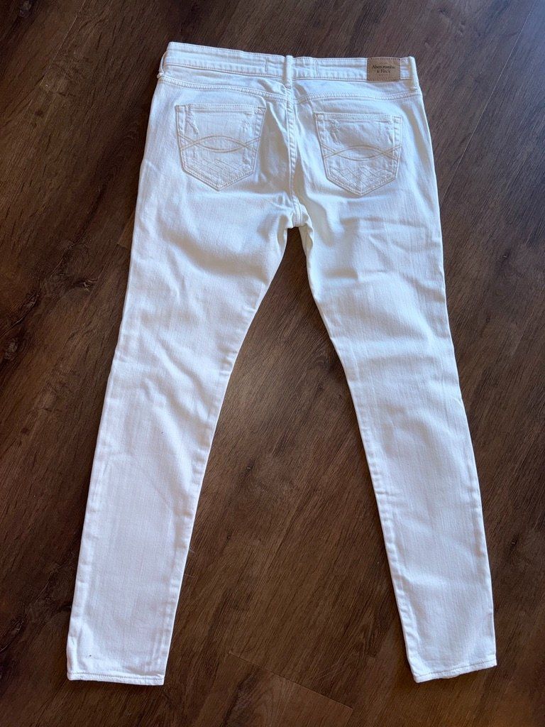 Abercrombie Jeans: Abercrombie Jeans - 28 – Gebraucht aus St-Sulpice VD von juhdu 4