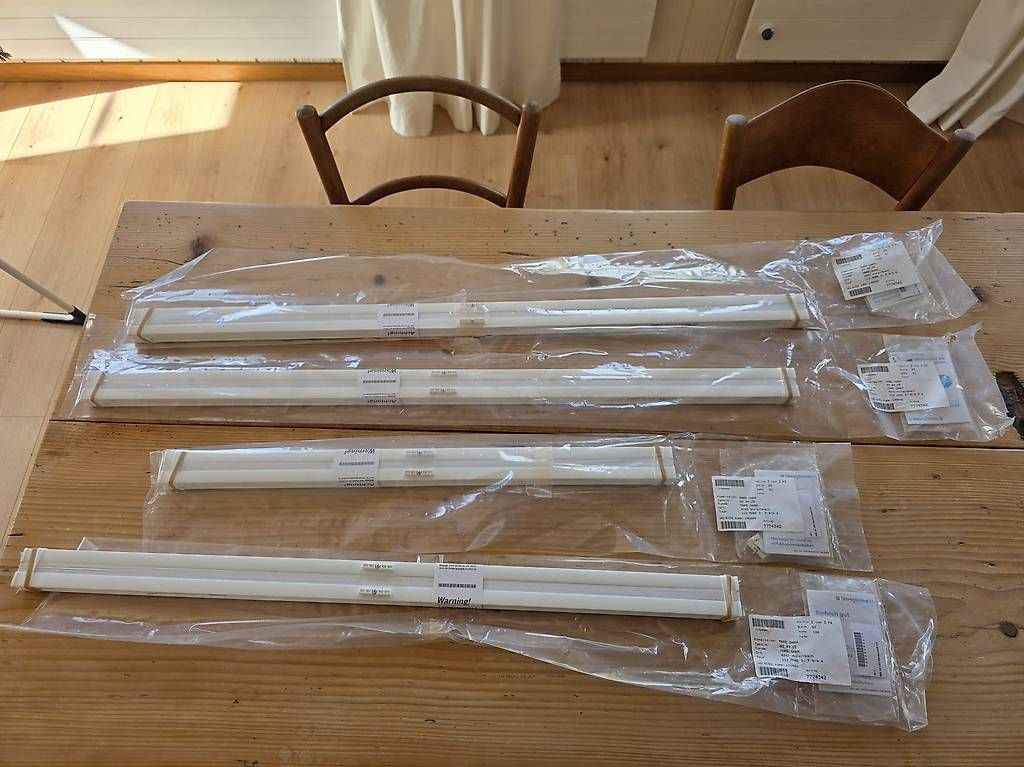 Tende da sole: Massgefertigte Premium Plissee von Storenonline – Usato da Leissigen venduto da gra111