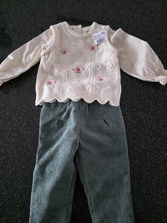 Lotti & Set di vestiti: Babykleider – Usato da Rothrist venduto da Je.Ba