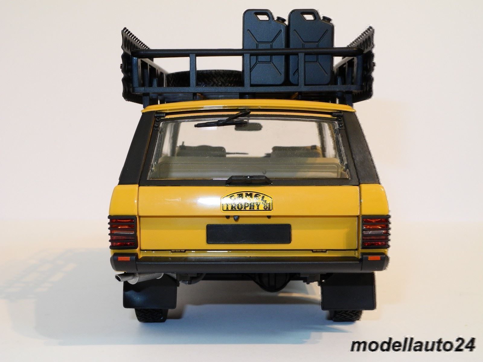Land Rover Modellautos: Land Rover Range Rover Sumatra Camel 1981 / Almost Real 1:18 – Neu und originalverpackt aus Seuzach von Modellauto24 3