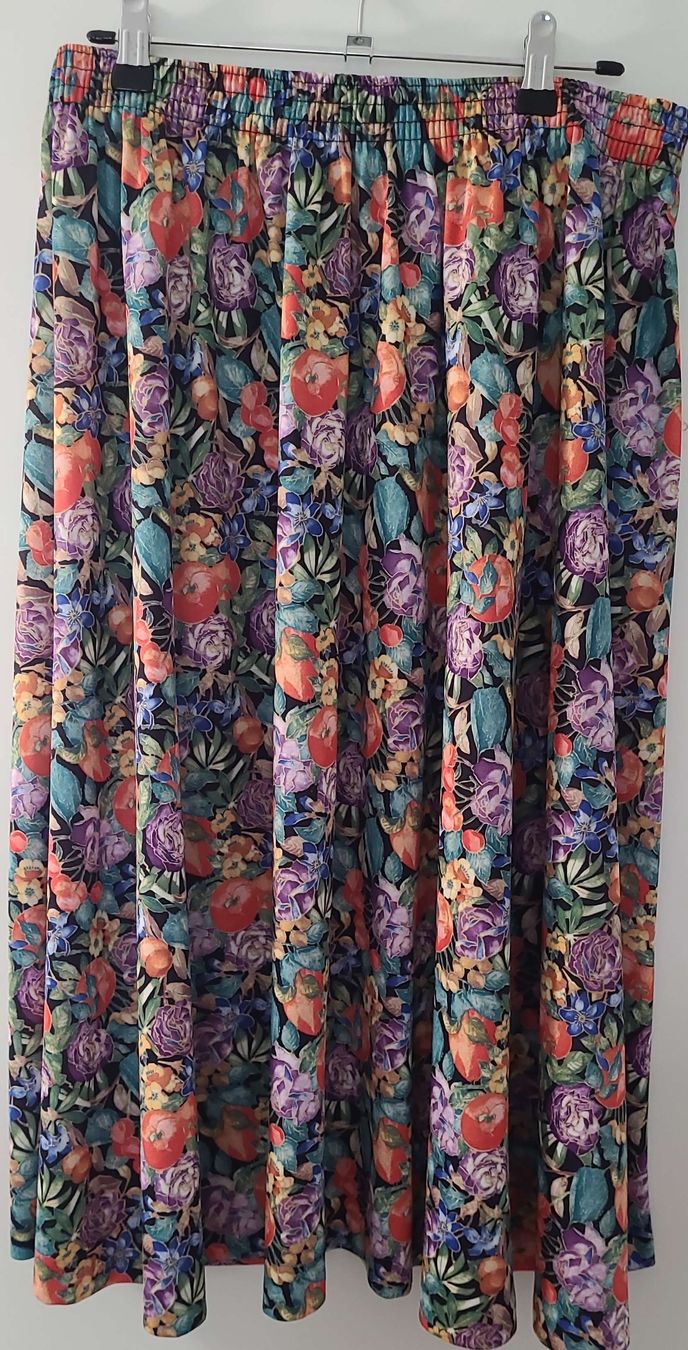 Gonne: Vintage Blumenrock Gr. 42/44 – Usato da Wetzikon ZH venduto da Tabi91