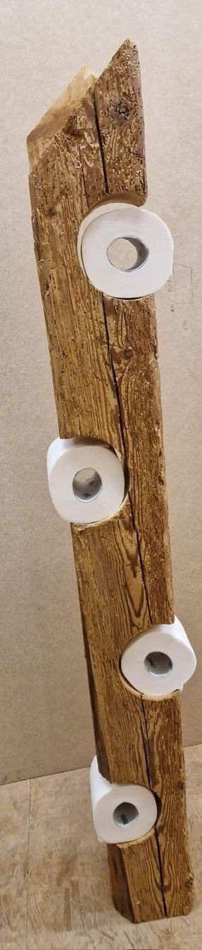 Articoli in legno: Altholzbalken als WC-Rollen Halterung – Usato da Fläsch venduto da janineg90