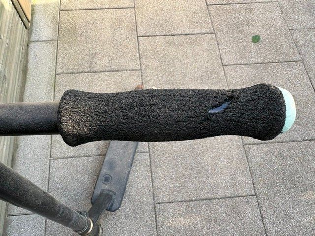 Scooter: Scooter in Schwarz – Usato da Schwerzenbach venduto da Freesurf1000 1