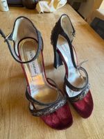 Dolce & Gabbana Embroidered Heeled Sandals – Size 38