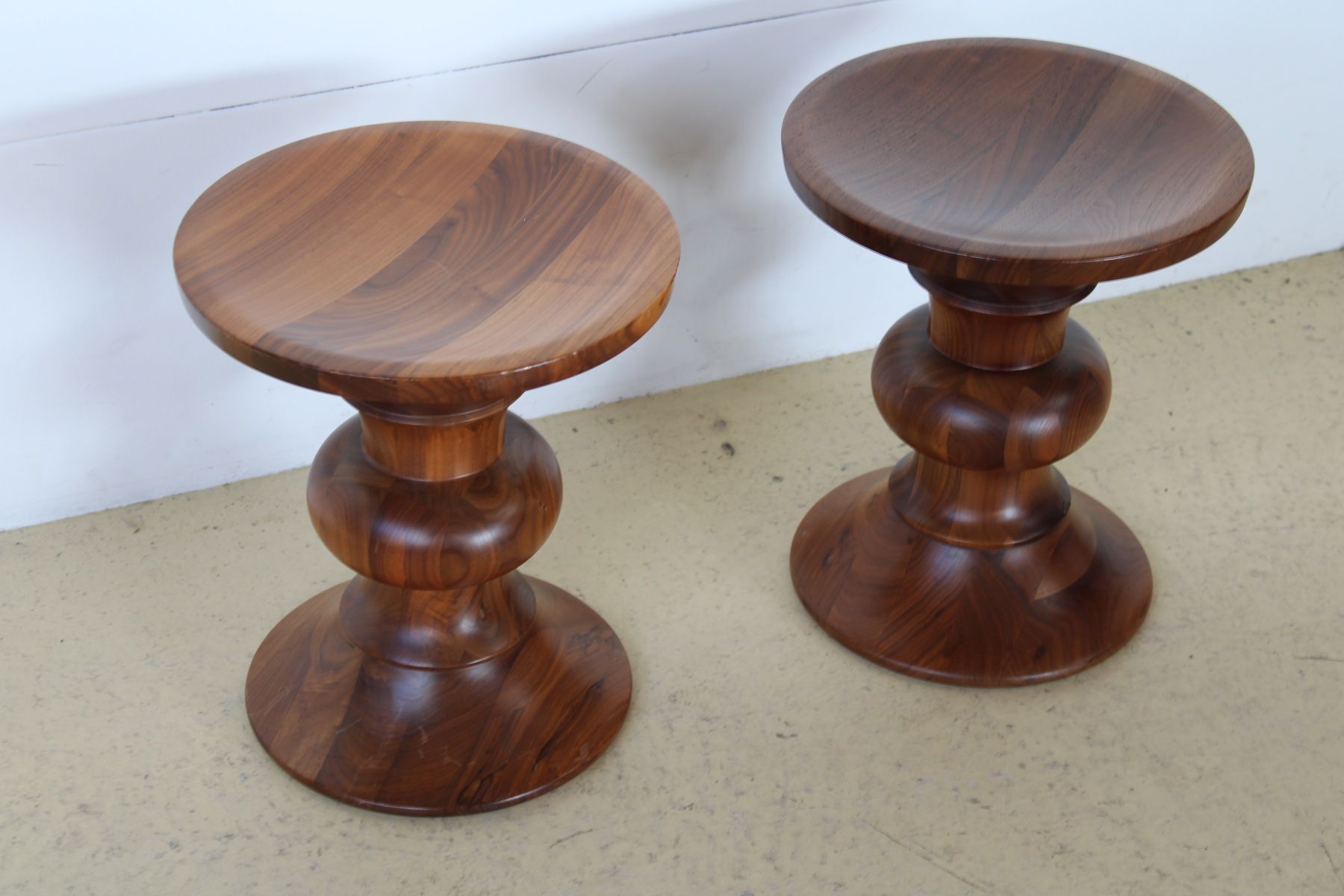 Vitra Sgabelli: Designklassiker: Eames Stool, Hocker - Modell B - VITRA – Usato da Meinisberg venduto da atelier_TILIJA 3
