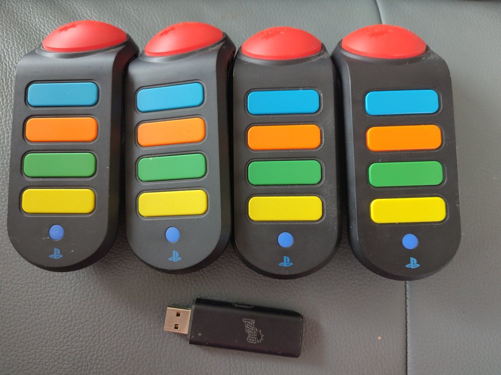 4 Wireless Buzz Kontroller für Buzz Playstation 3 (Gebraucht) in ...