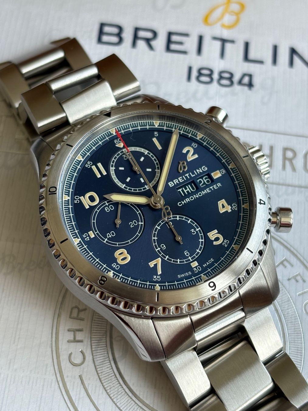 Breitling Uhren: Breitling Aviator 8 Chronograph 43 Blue Fullset – Gebraucht aus Birsfelden von Mynos 2