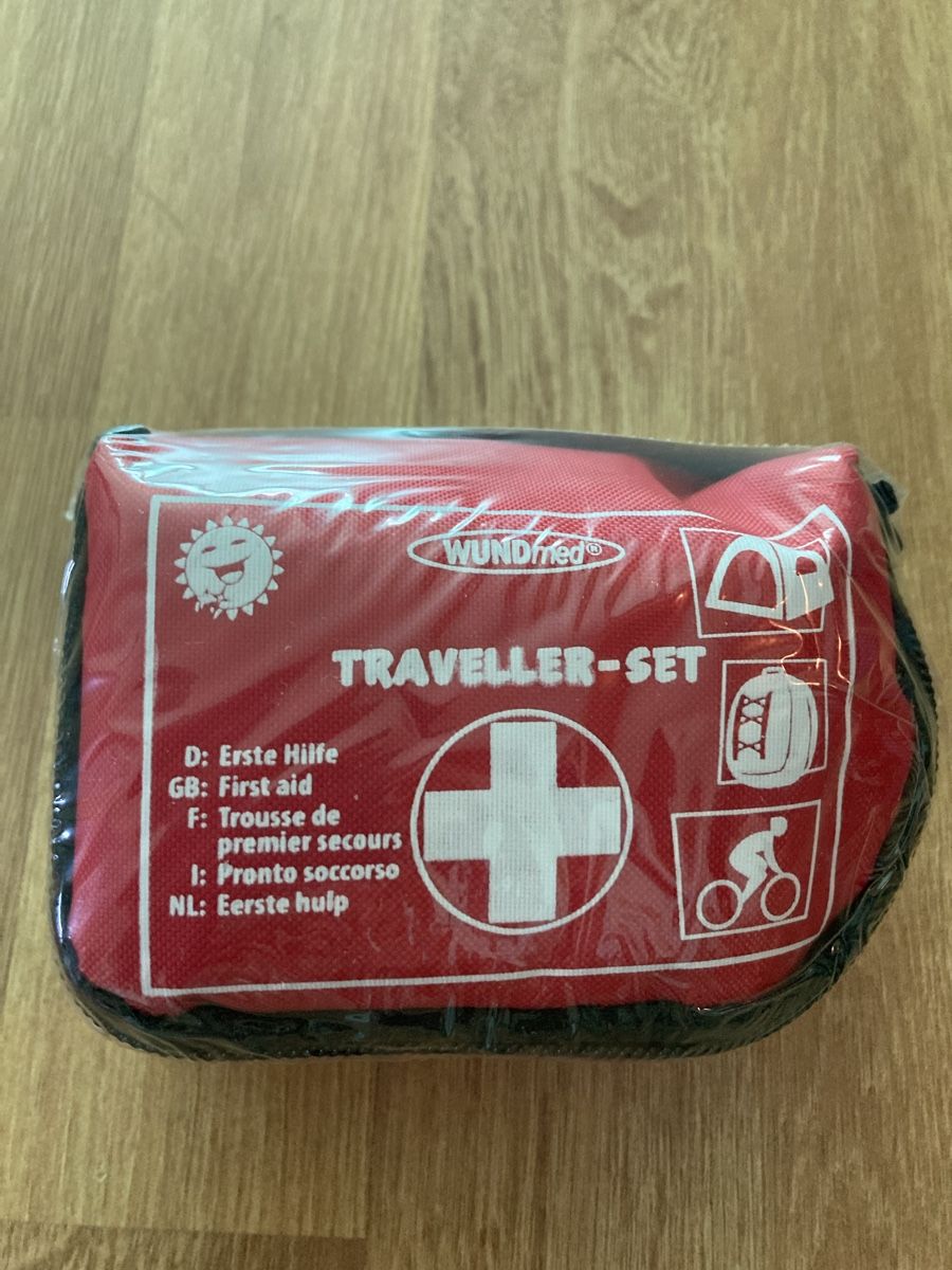 Verbandkästen: Reiseapotheke Set – Neu und originalverpackt aus Emmenbrücke von JJ_89