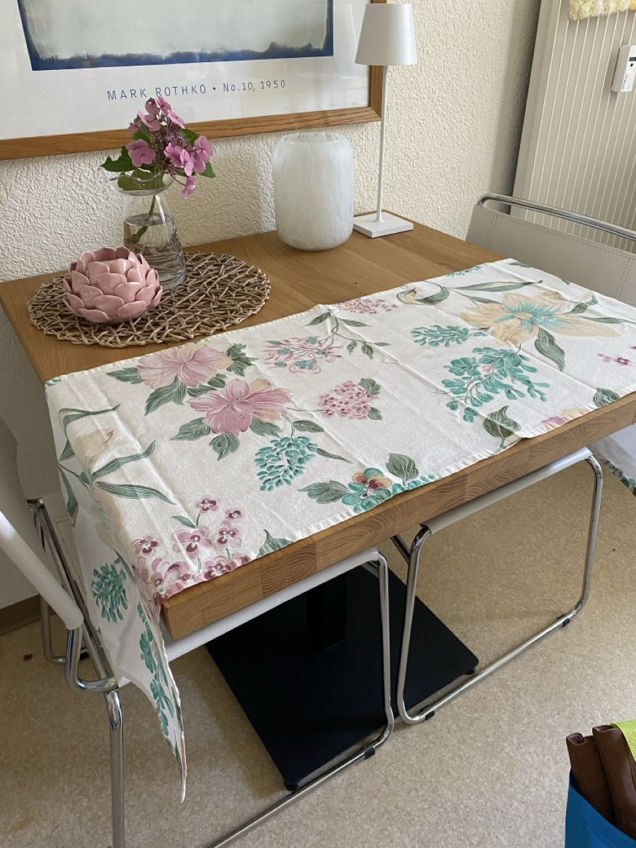 Altra biancheria da tavola: Tischläufer 142 cm Blumen – Usato da Hünibach venduto da nadalila
