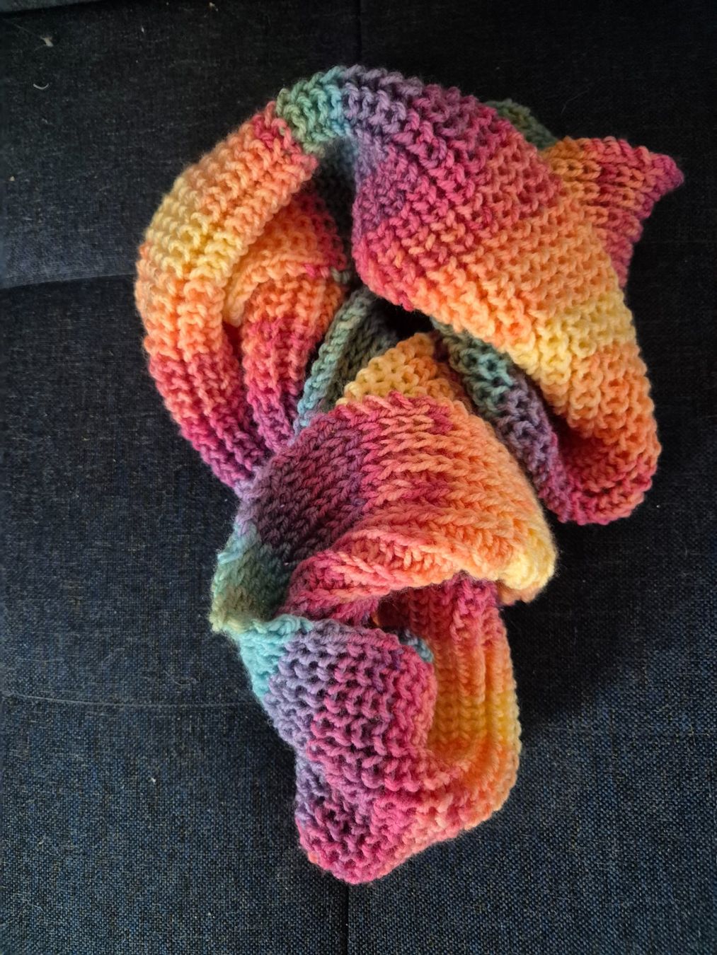Foulards, Tücher & Schals: Rund Strickschal mehrfarbig Regenbogen – Neu und originalverpackt aus Baden von Katzenbaum27 1