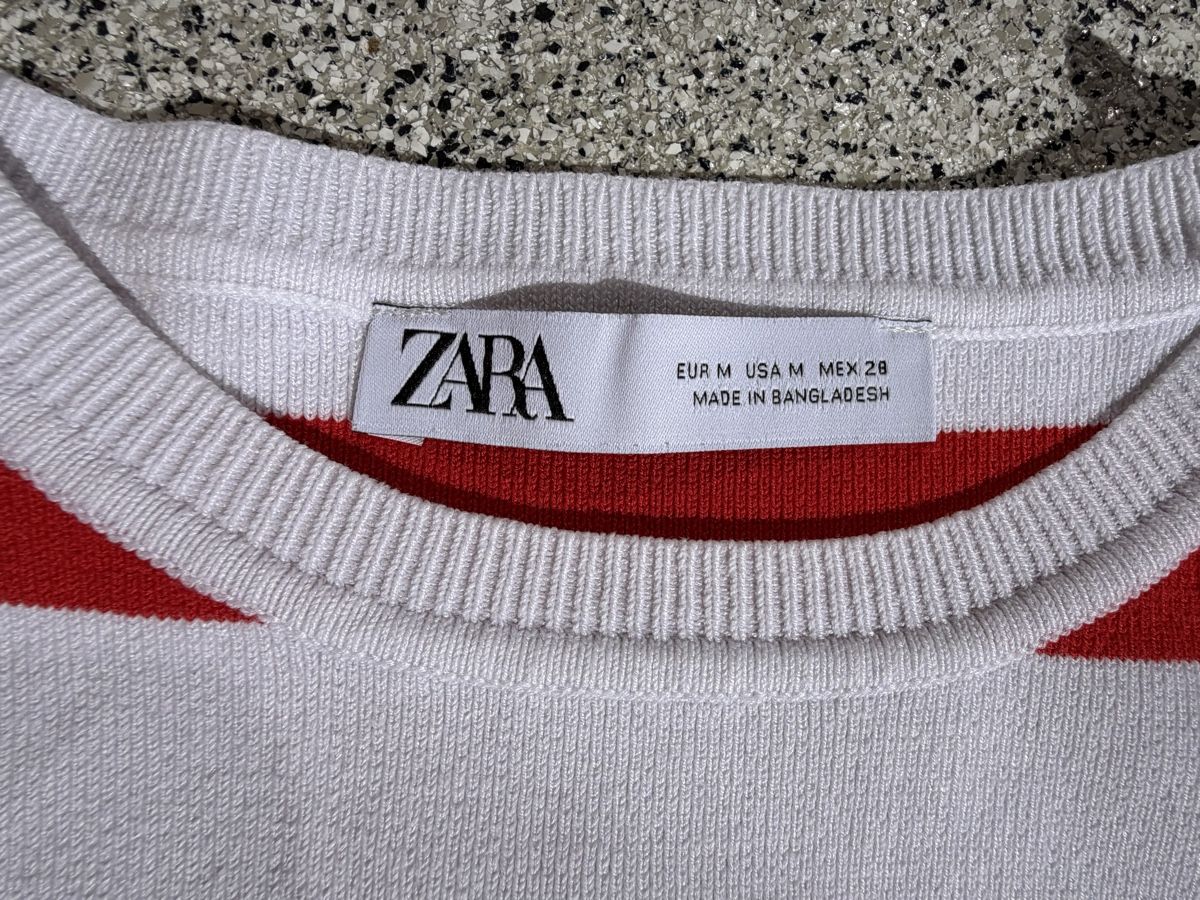 Zara Top: Top rayé rouge et blanc – Nuovo (secondo la descrizione) da Ovronnaz venduto da Justine96 2