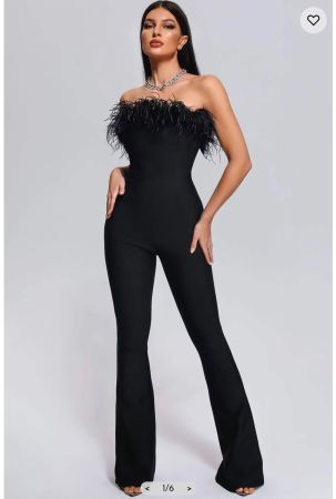 Magnifique Jumpsuit/combinaison avec plumes