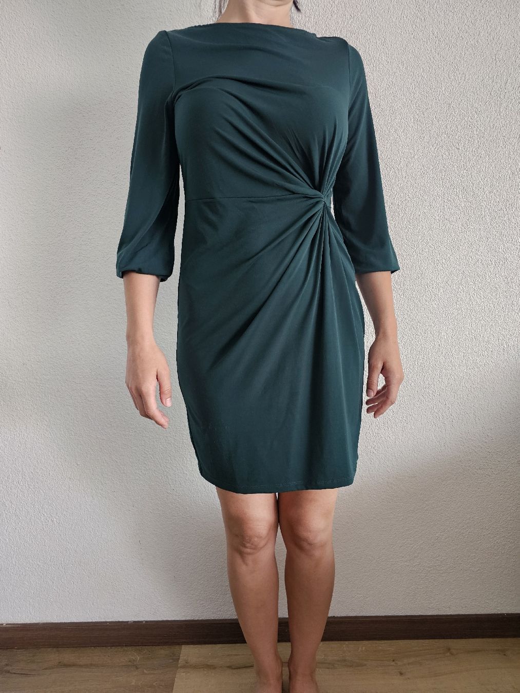 Vestiti: Dunkelgrünes Vero Moda Kleid Gr. S  – Usato da Grosshöchstetten venduto da Qenko 2