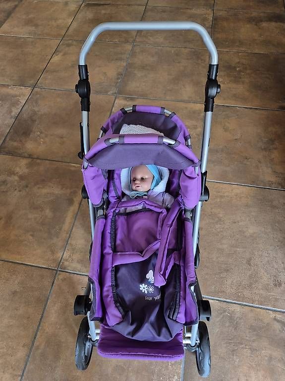 Puppenwagen: Kinderwagen mit Puppe – Gebraucht aus Hirschthal von tinek 1