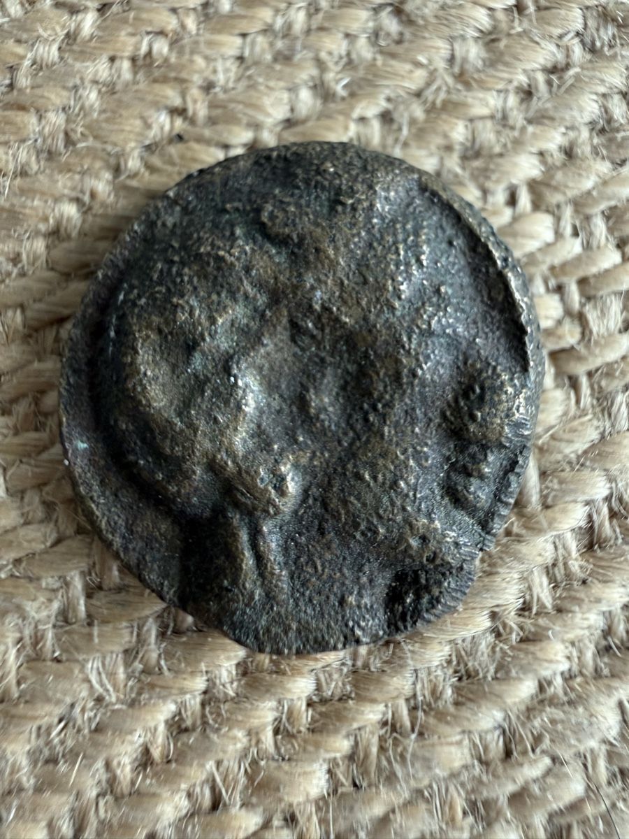 Alle Münzen: Antike Münze wohl Bronze – Gebraucht aus Konolfingen von petzipetz 1