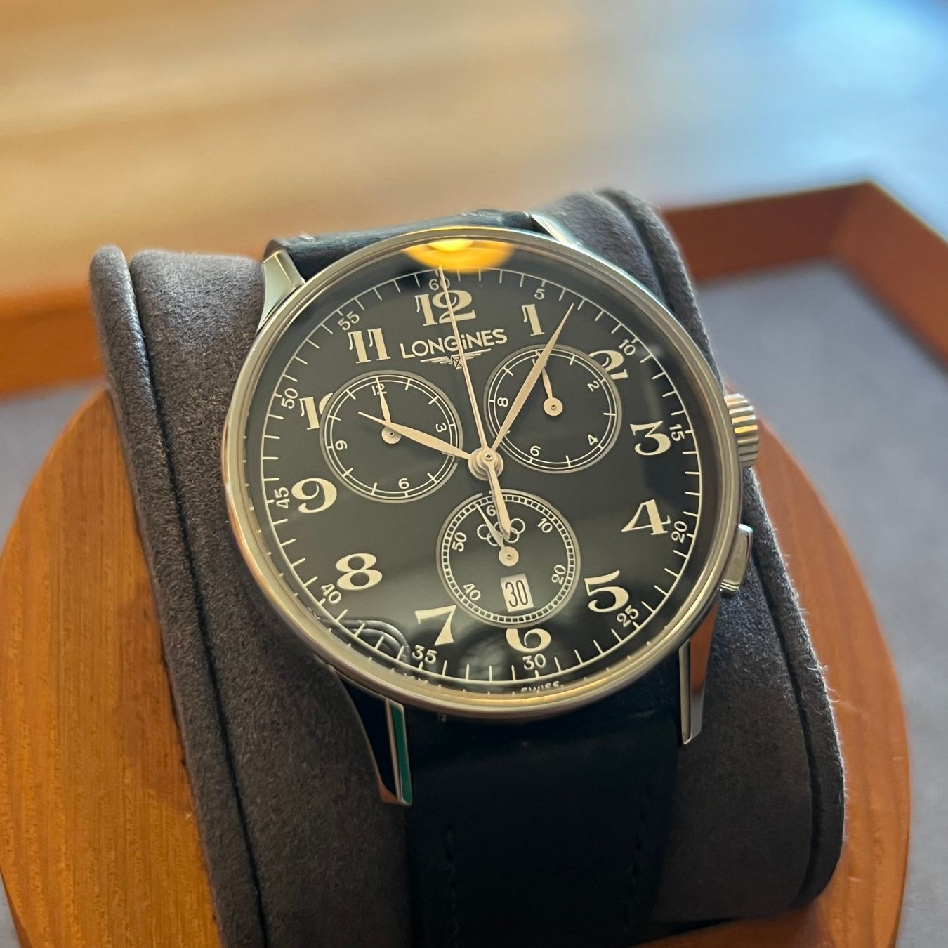 Longines Orologi: Longines Olympic Quartz Chrono Date L2.649.4 – Usato da Carouge GE venduto da Watchaser 1
