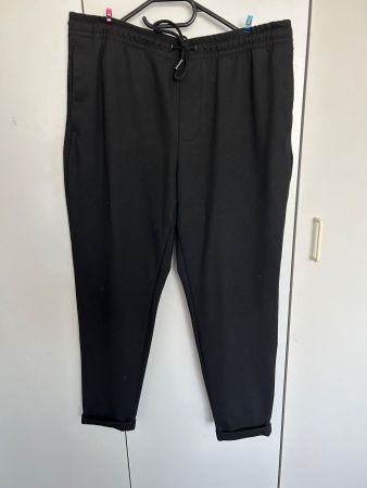 Tricot Hose gr. L  von ZARA
