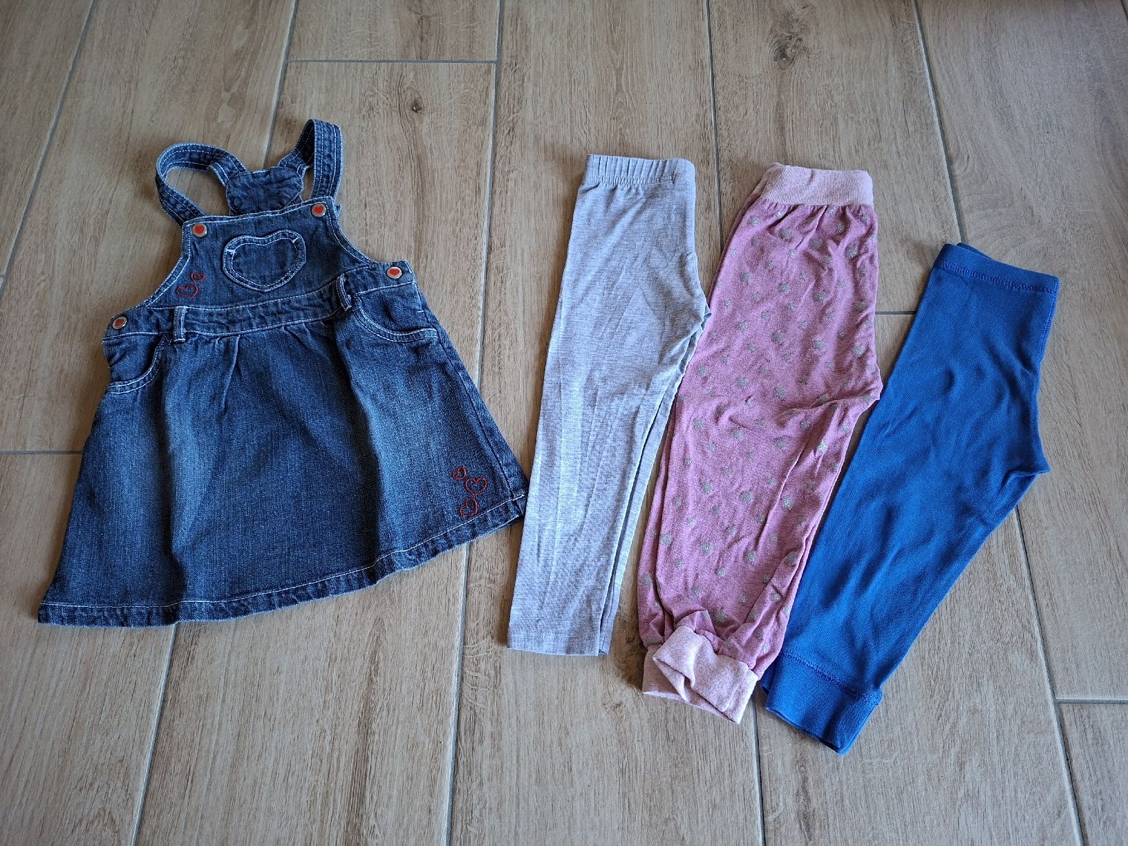 Ensembles coordonnés: Kleiderpaket Mädchen Gr.92 – D'occasion à Schüpfheim par lin_p7wr 3