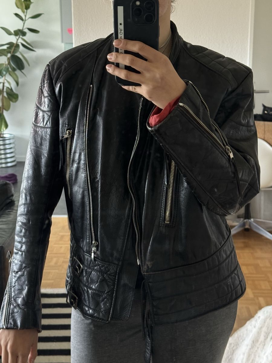 Giacche: Thick Vintage Biker Leather Jacket / Schwarze Lederjacke – Usato da Zürich venduto da forestF4iry 2