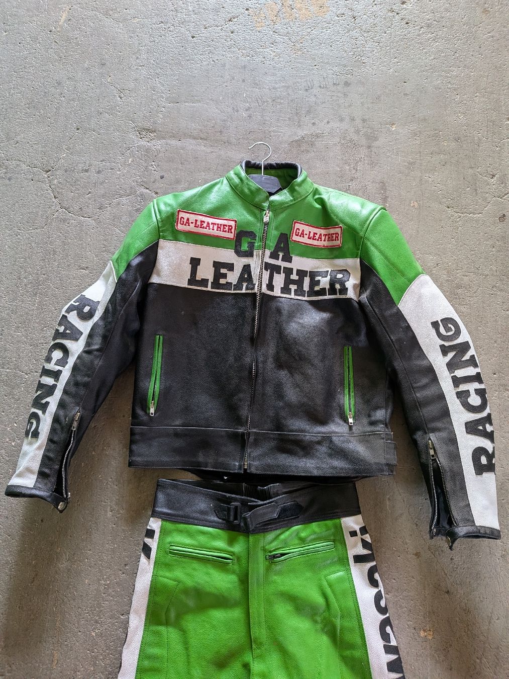 Completi & Tailleur: Leder Kombi Damen Motorrad – Usato da Künten venduto da sheila017 1
