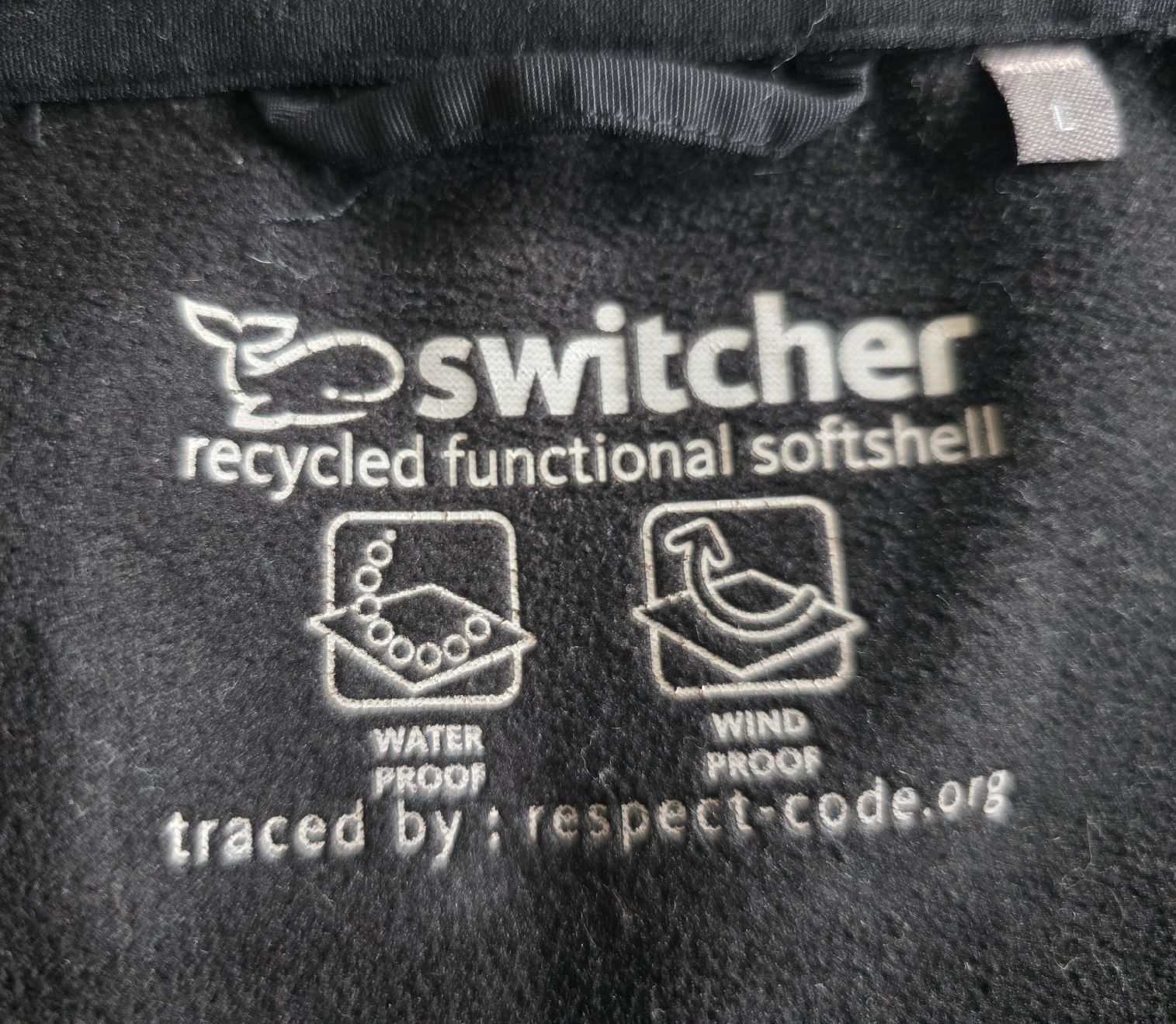 Switcher Giacche: Schwarze Switcher Softshell Jacke, Gr L, winddicht – Usato da Biberist venduto da charobaum 3