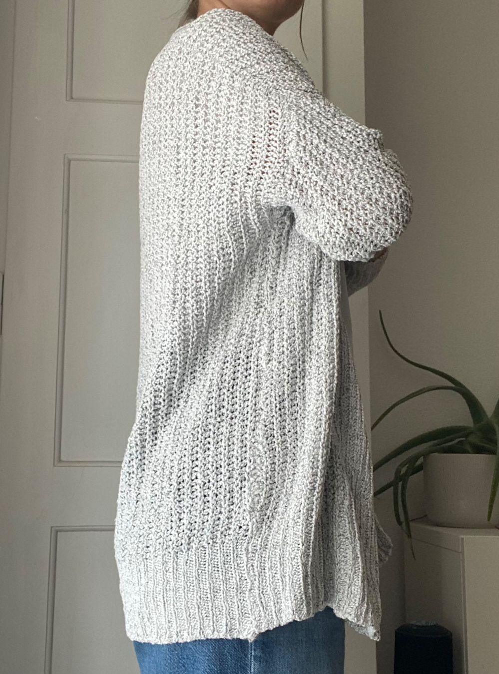Brandy Melville Jacken: Cardigan von Brandy Melville – Gebraucht aus Bern von Lisa_Joy 1
