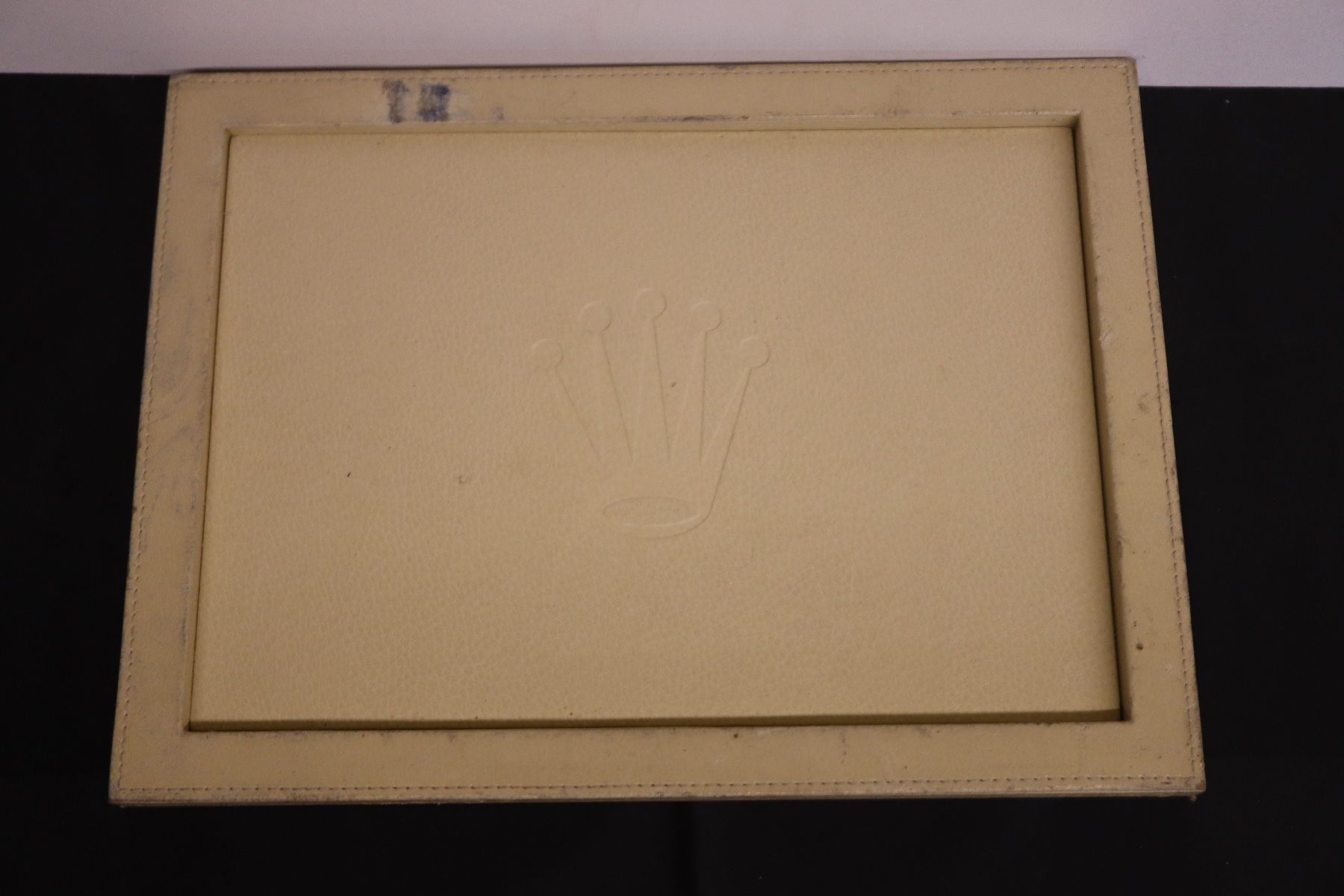 Rolex Uhren: Rolex Display Tablar Tablett Leder 28x37cm Vintage – Gebraucht aus Zürich von KE-Sales 1