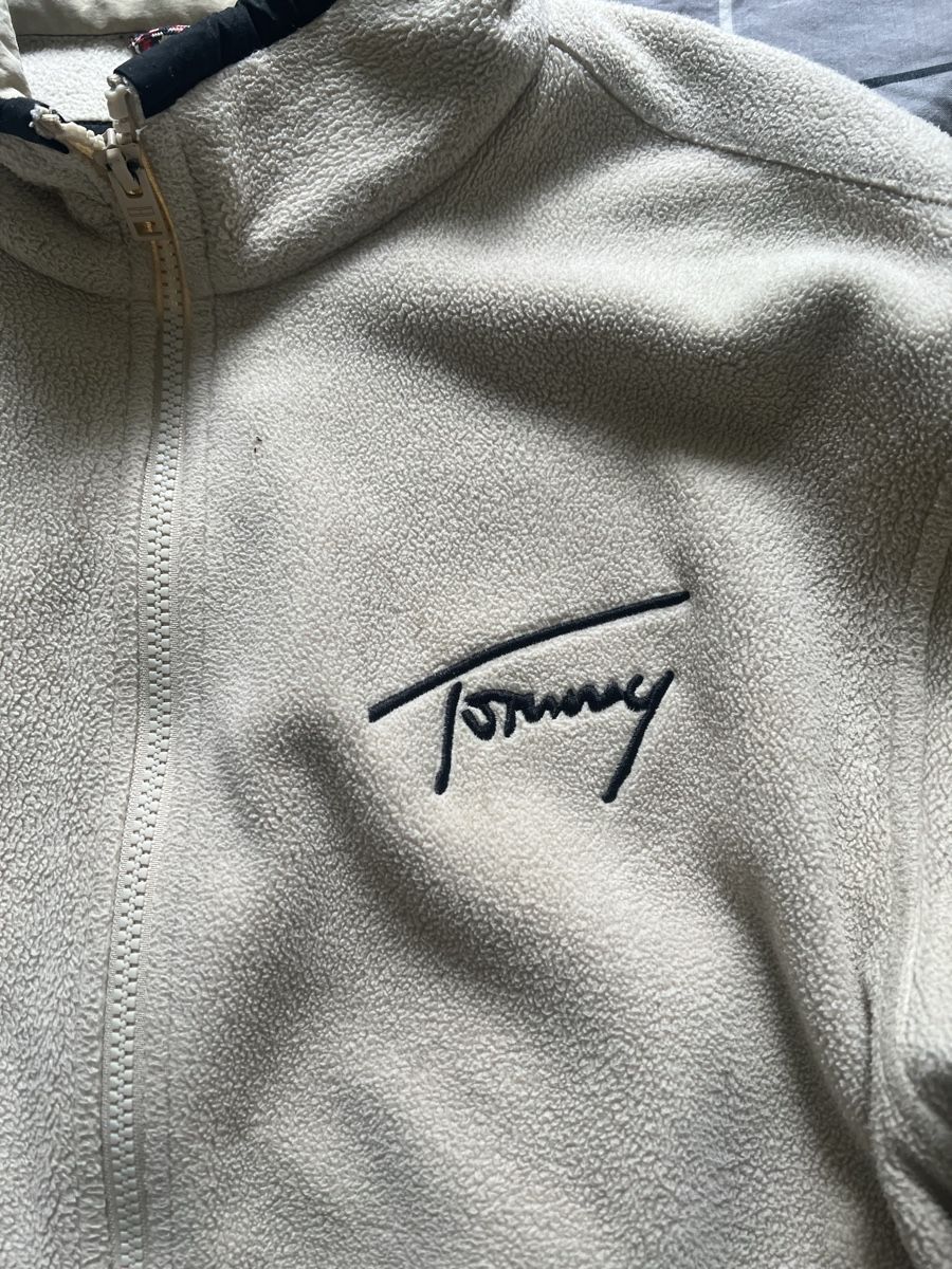 Tommy Hilfiger Jacken: Tommy Hilfiger Teddy-Jacke – Gebraucht aus Erstfeld von sve_8nsr 1