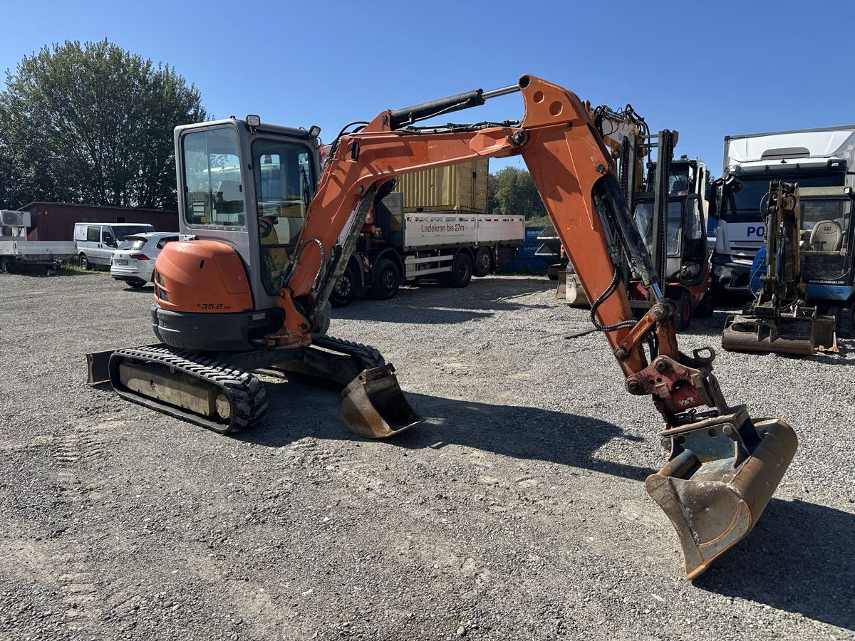 New Holland Bagger: New Holland E 35.2 C Bagger – Gebraucht aus Wohlen AG von inf_7pjb 5