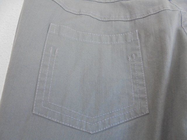 C&A Hosen: Hose Gr. 48K Baumwolle C&A neu grau – Neu (gemäss Beschreibung) aus Hinwil von Glasperlen 7