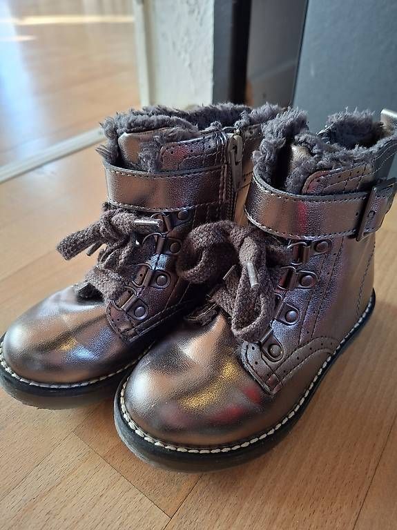 Schuhe für Mädchen: Stiefel Mädchen  – Gebraucht aus Frauenfeld von liljenny 3