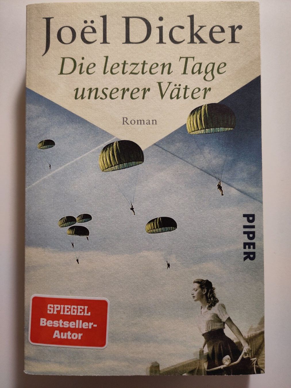 Libri: Die letzten Tage unserer Väter - Joel Dicker – Usato da Bülach venduto da Tiefschlaflos