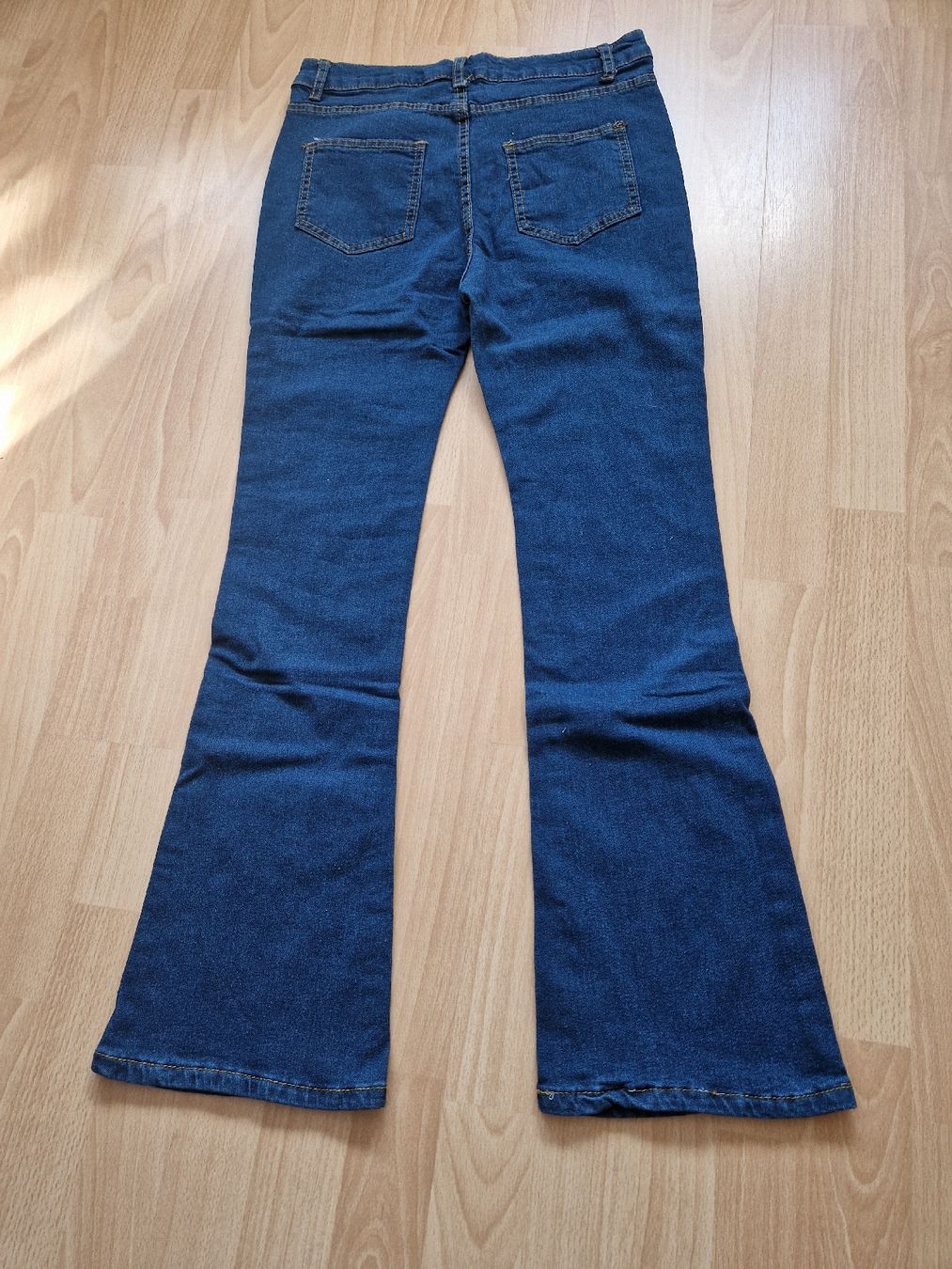 Jeans: Jeans – Neu und originalverpackt aus Ipsach von Sabinet