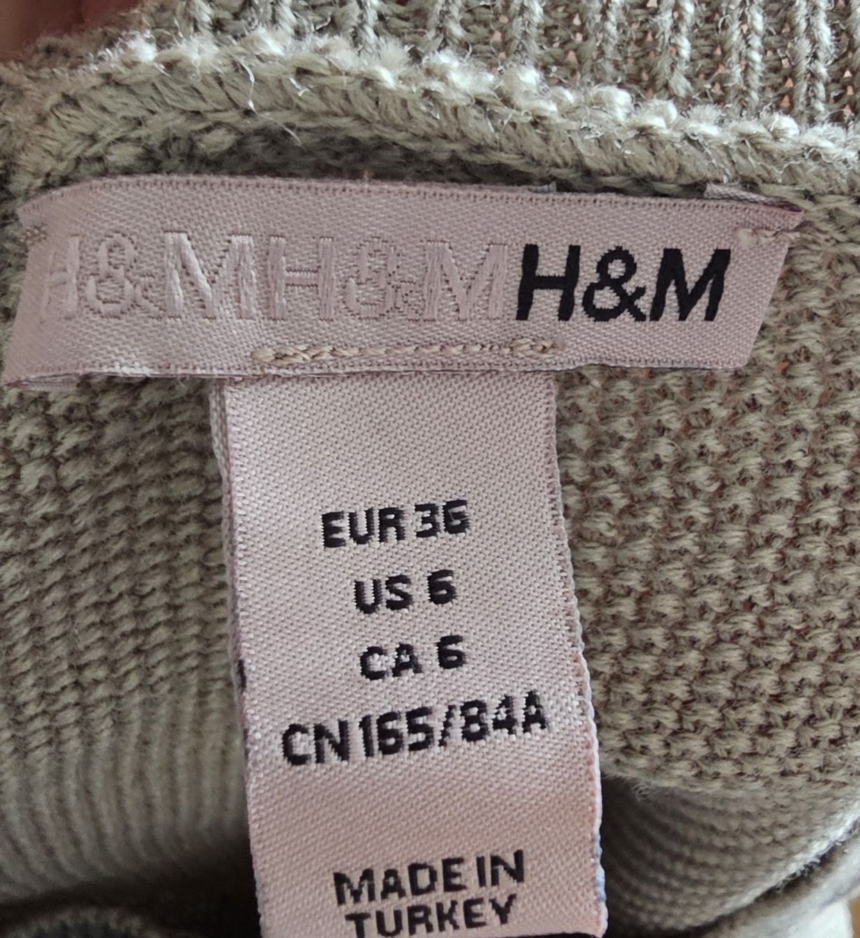 H&M Vestiti: H&M Damen Pulloverkleid beige Grösse 36 – Usato da Basel venduto da Allerlei-Basel 2