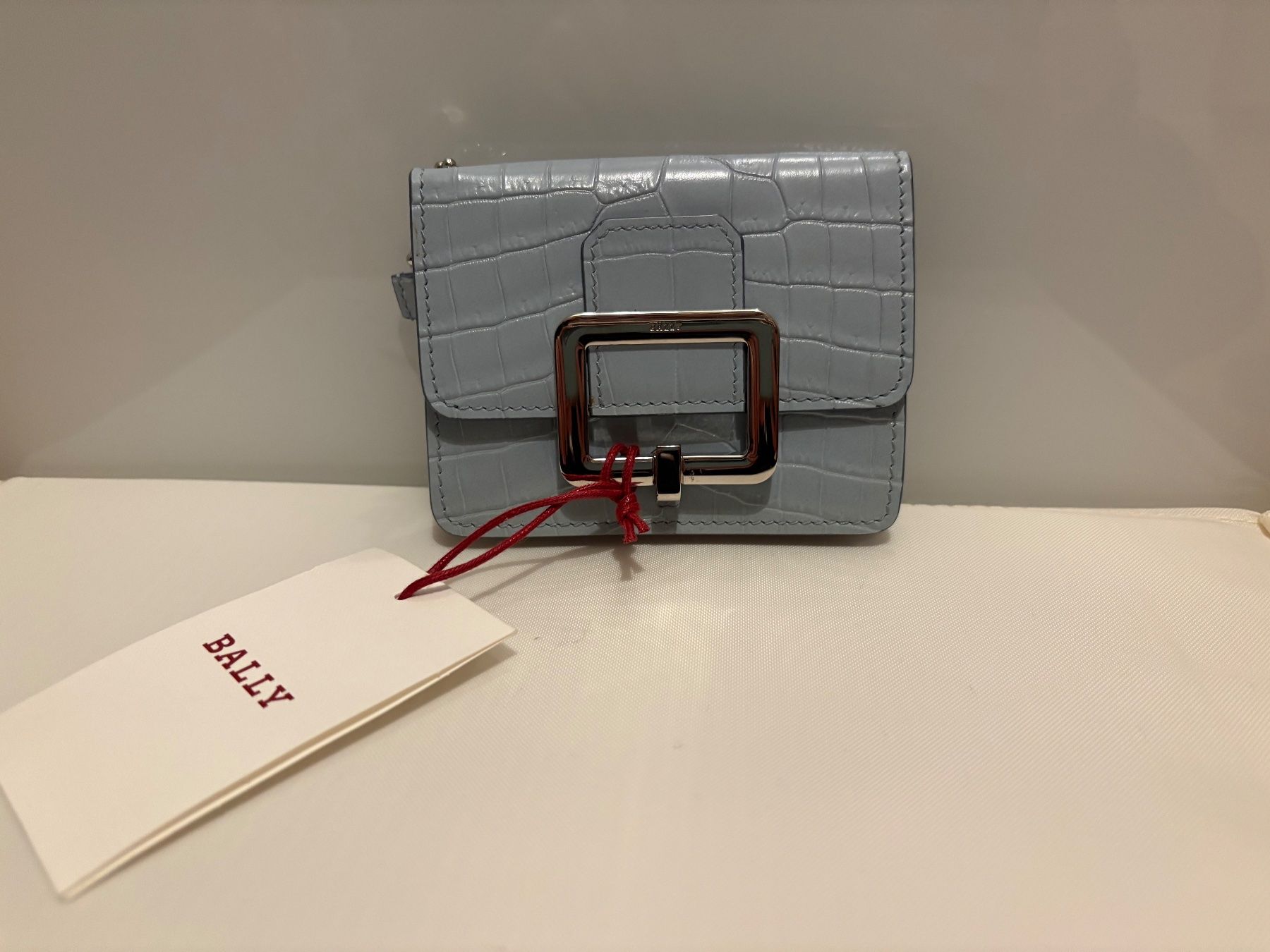 Bally Portafogli: Bally Wallet NEW with tag 11cm x 8cm – Nuovo e nell'imballaggio originale da Muzzano venduto da Sidney_3