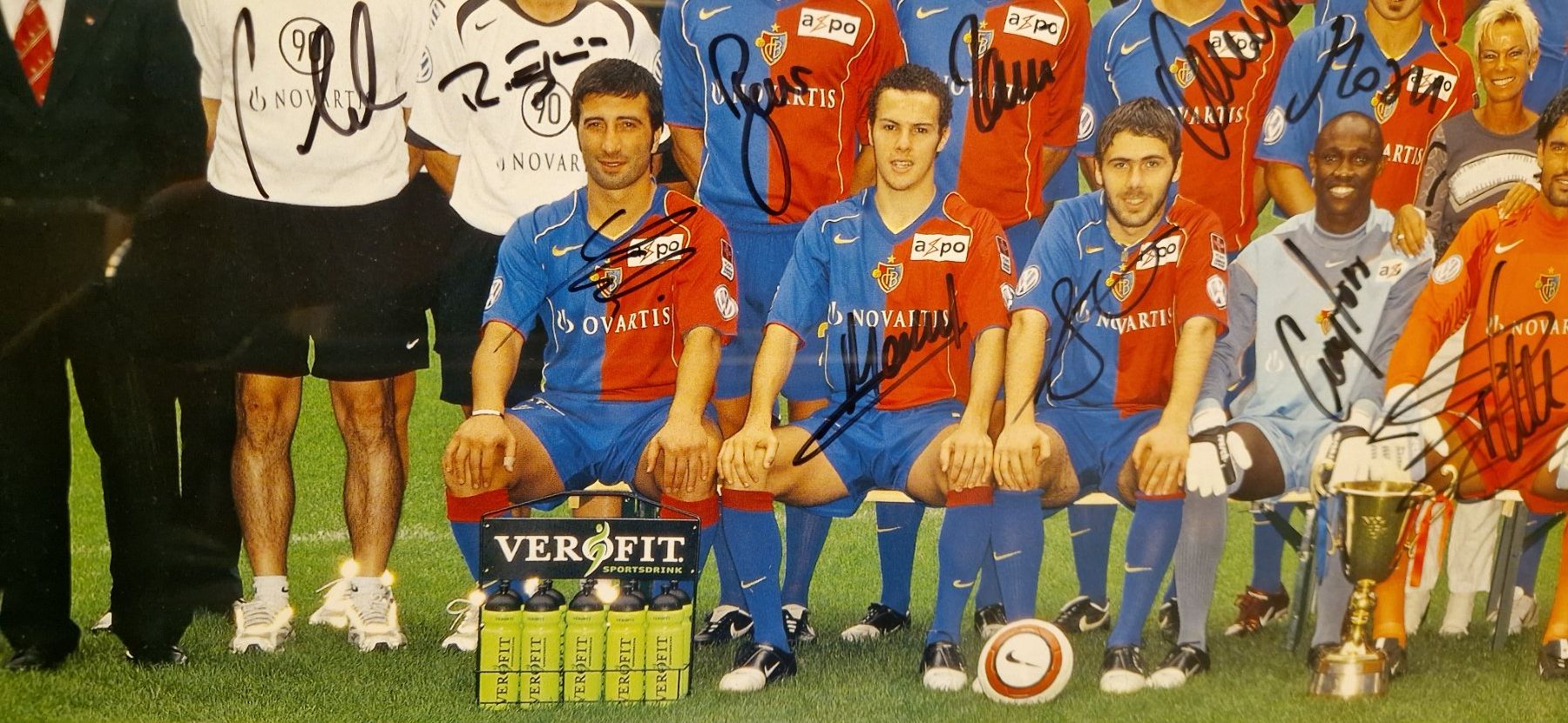 Autogramme: FC BASEL Poster Autogramme, Odermatt, Yakin, Zuberbühler usw – Gebraucht aus Zürich von spin23 2