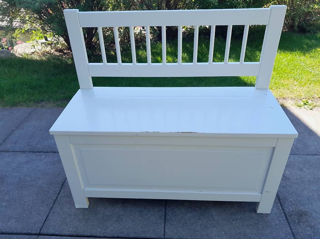 Panchine: Kinder-Sitzbank mit Stauraum – Usato da Grellingen venduto da pel_vf8z 3
