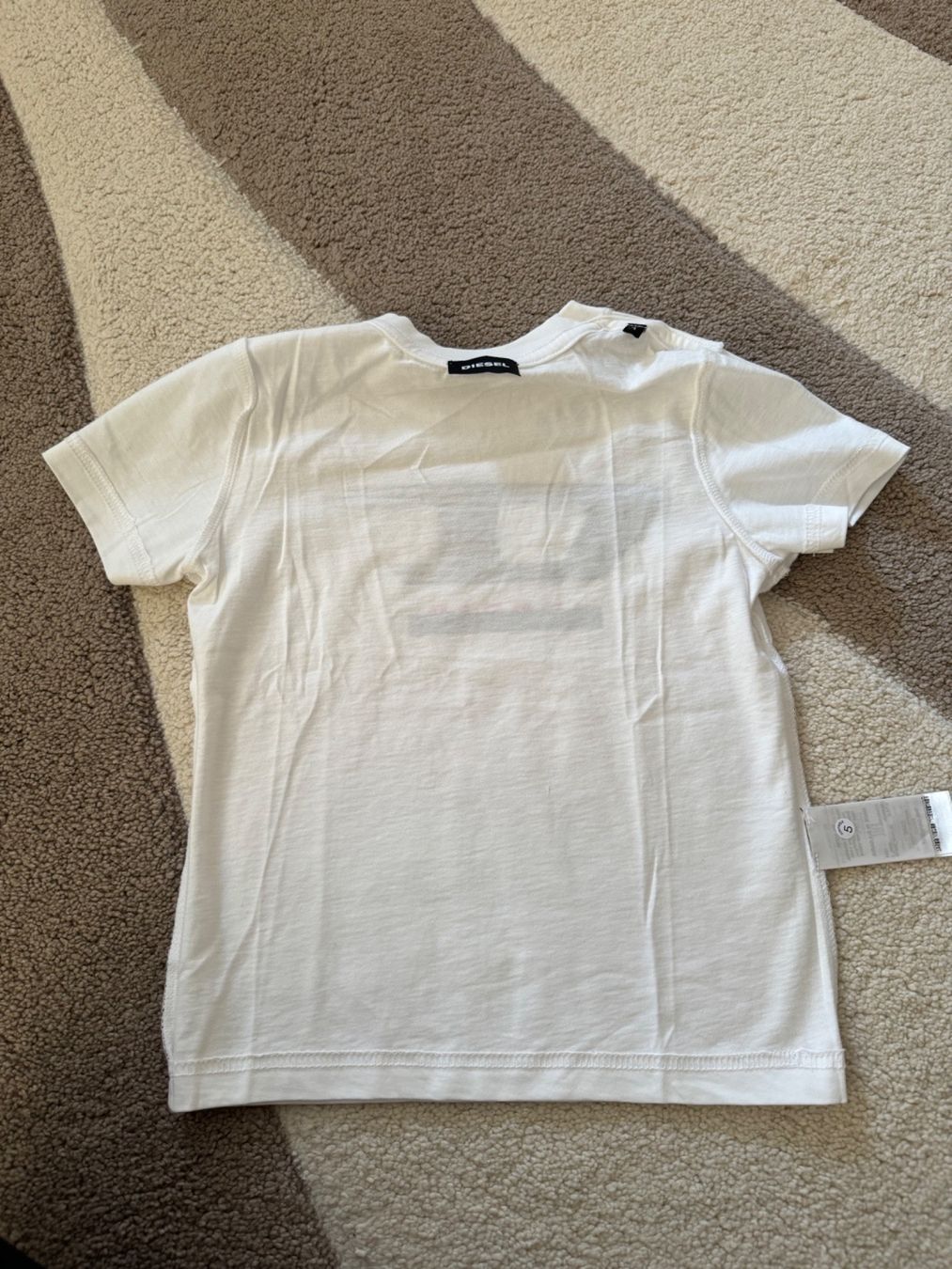 Diesel Hemden, T-Shirts & Polos: T-SHIRT DIESEL – Neu und originalverpackt aus Zürich von Mina_09 3