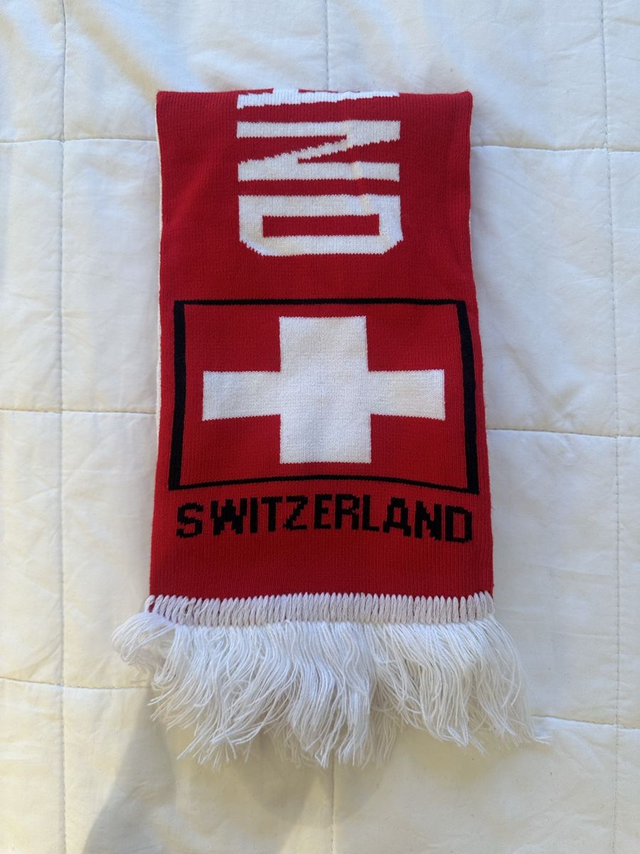 Foulards, Tücher & Schals: Écharpe de foot Angleterre-Suisse, 2022 – Neu (gemäss Beschreibung) aus Geroldswil von MeganeMegane 3