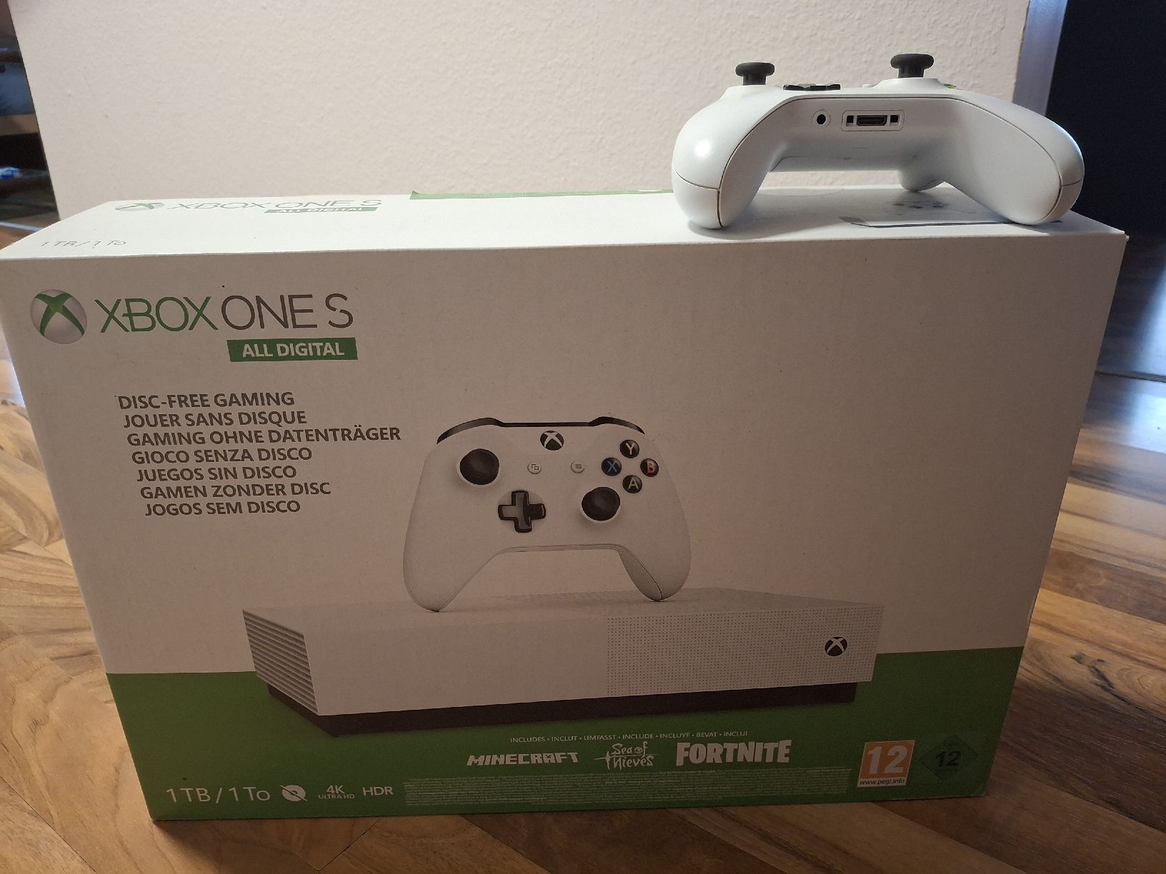 Microsoft Konsolen: Xbox one S all Digital – Gebraucht aus Burgdorf von OliverAndrey1991